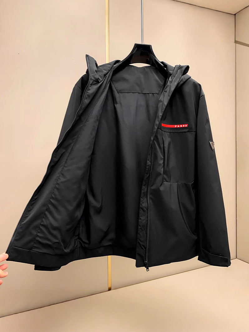 “P“ Windbreaker